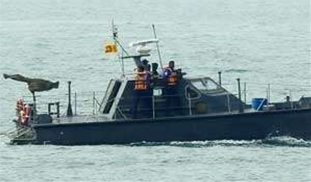 Missing Ship of Sri Lanka Navy - නාවිකයන් 6ක් සමඟ කිලෝමීටර 740ක් ගසාගෙන ගිය යාත්‍රාව සොයාගැනේ