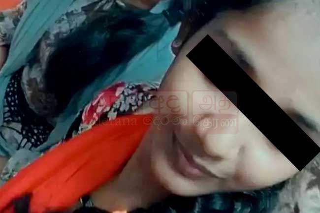 සෙල්ෆි ඡායාරූපයක් ගැනීමට